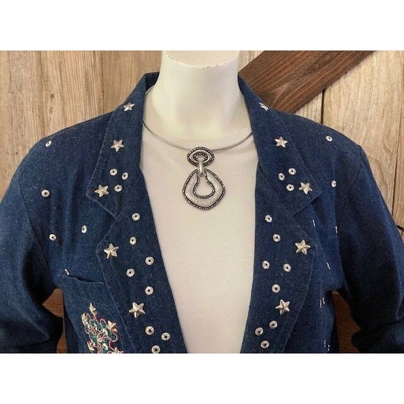 Blue Jean Jacket with Fabulous embellishments size M - Picture 3 of 8
